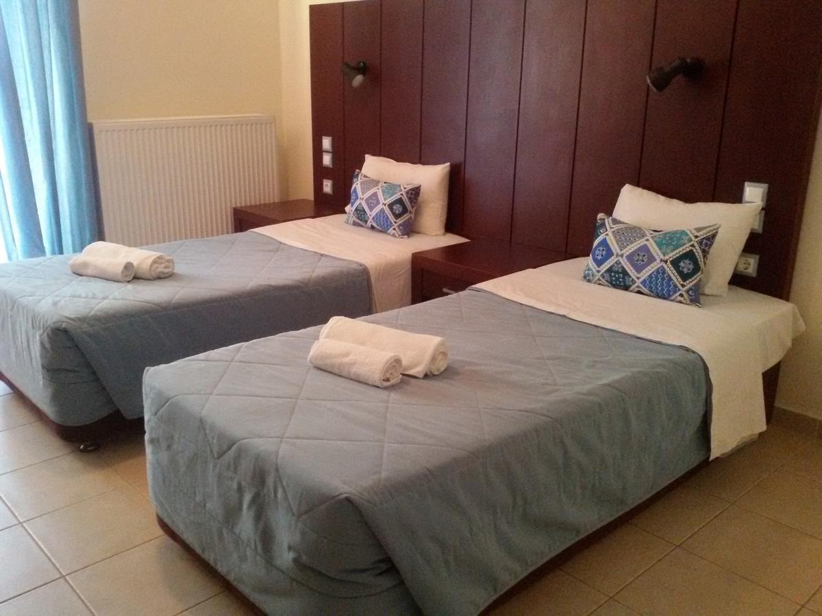 Ionion Star Hotel Tholon Zewnętrze zdjęcie